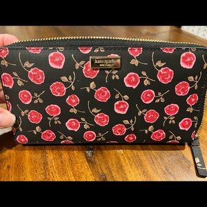 Kate Spade Laurel Way Hazy Rose Roosterred Wallet